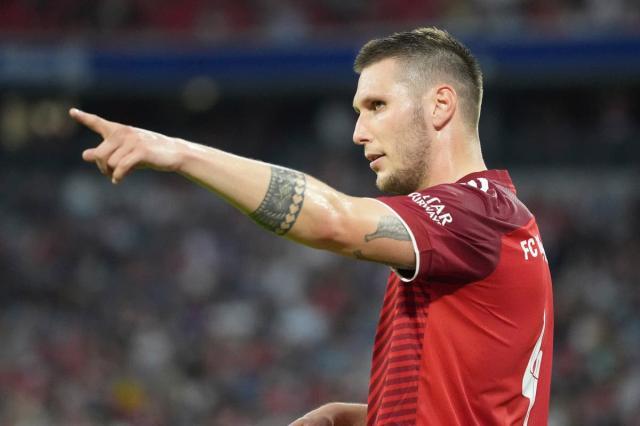 1643893355065004532.jpg BAYERN-SULE_41835.jpg